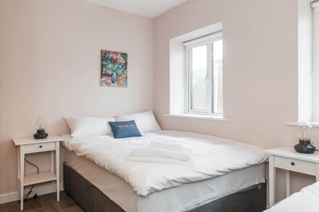 Fully Refurb Drogheda Apt7 3Rd Floor 外观 照片