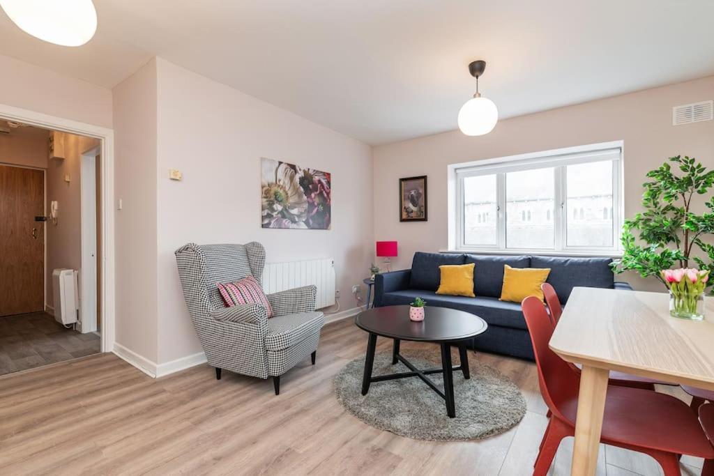 Fully Refurb Drogheda Apt7 3Rd Floor 外观 照片